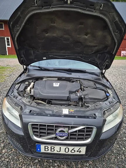 Volvo V70 2010 photo 5