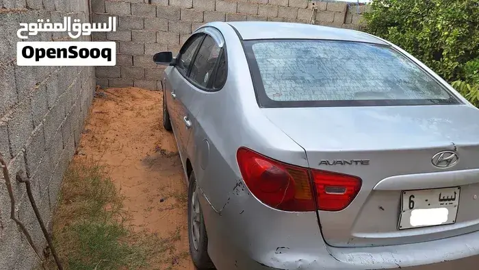 Hyundai Avante 2009 photo 2