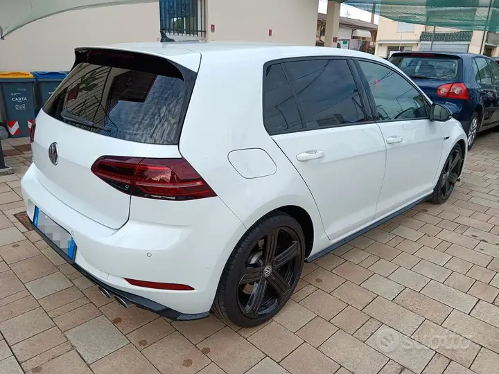Volkswagen Golf R 2020 photo 2