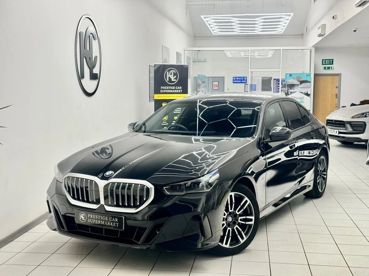 BMW 5 Series 2024 photo 5