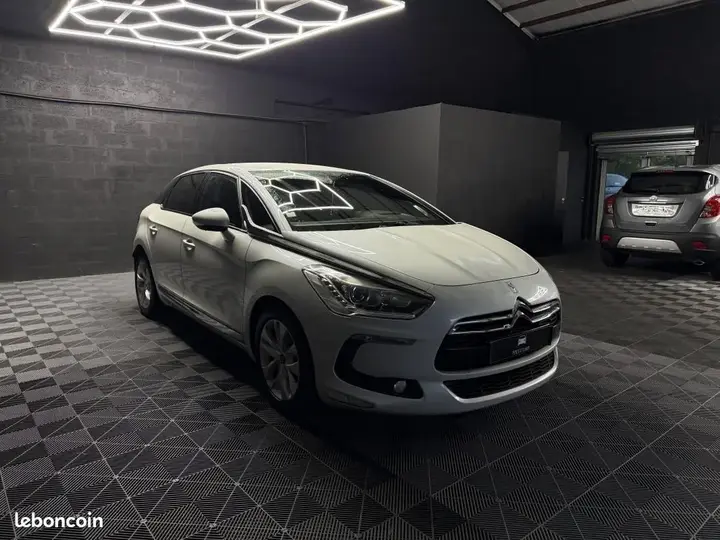 Citroen Ds5 2012 photo 3