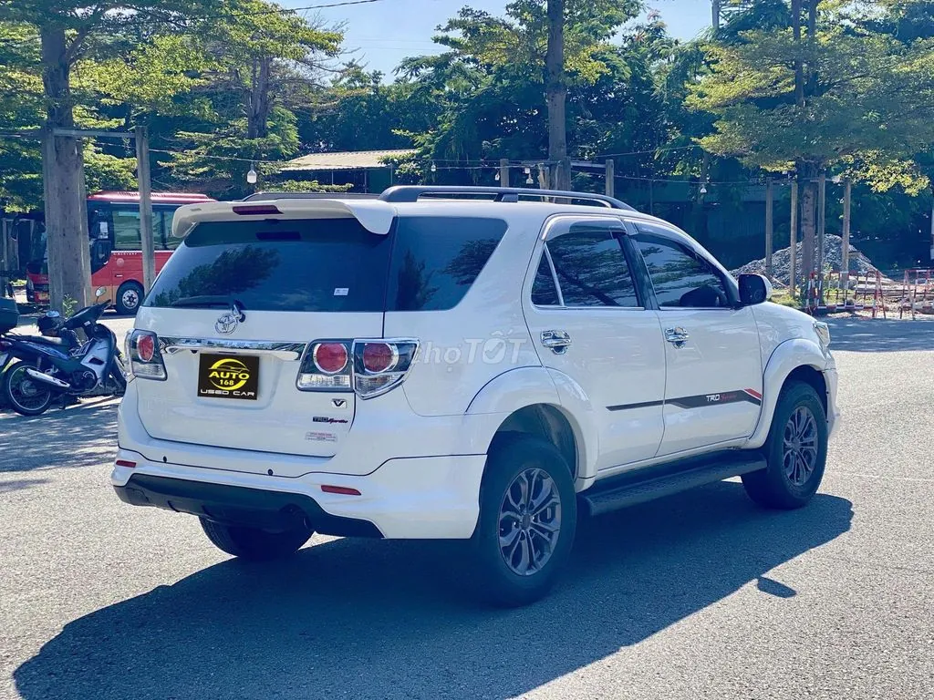 Toyota Fortuner 2016 photo 4