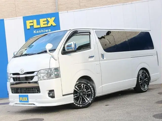 Toyota Hiace Van 2024 photo 3
