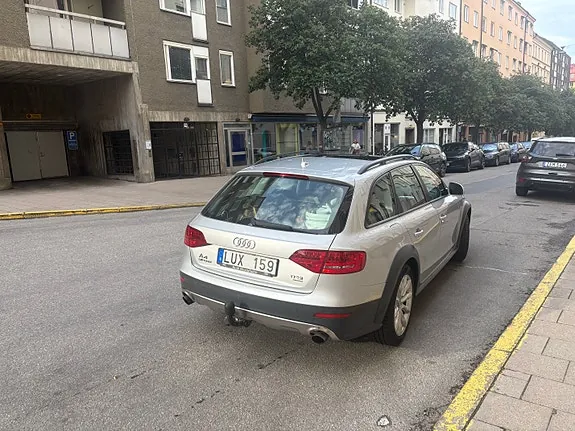 Audi A4 Allroad 2012 photo 4