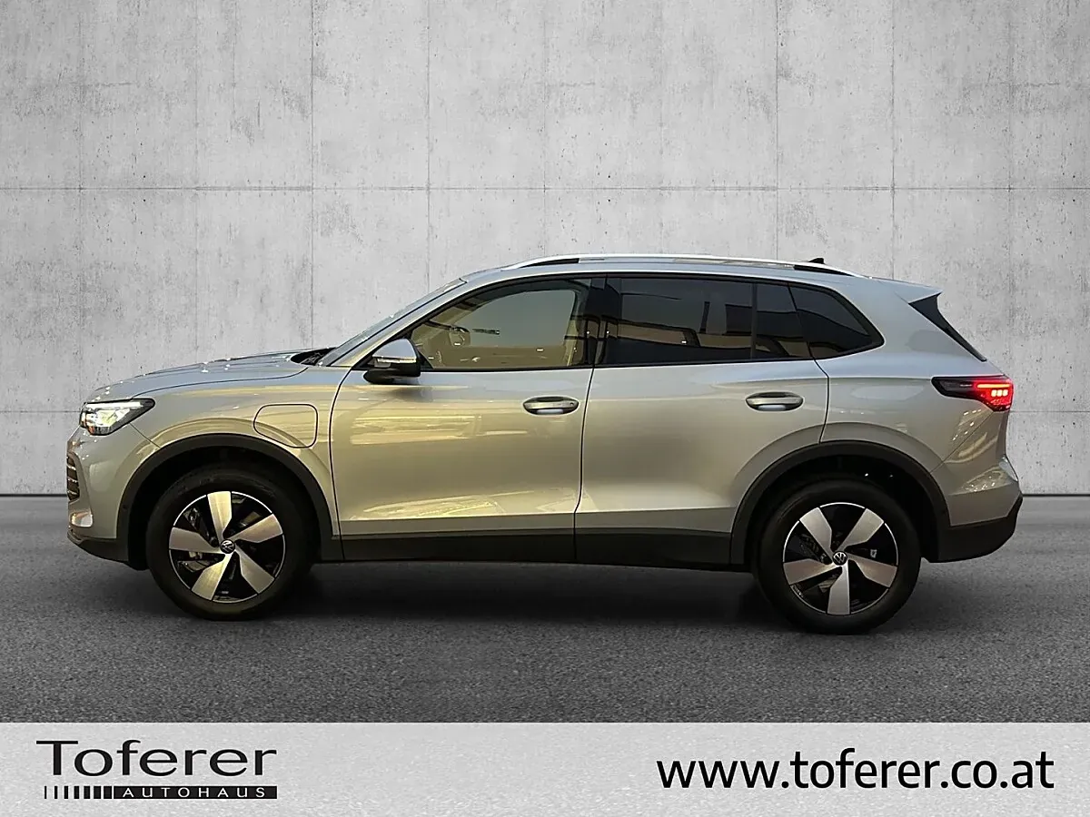 Volkswagen Tiguan 2025 photo 3