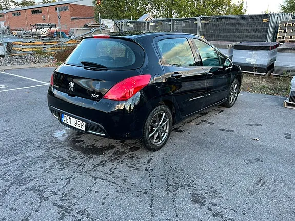 Peugeot 308 2010 photo 5