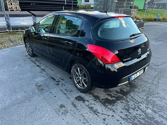 Peugeot 308 2010 photo 3