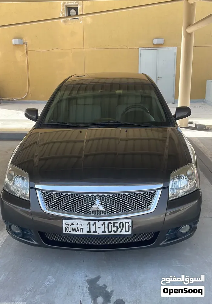 Mitsubishi Galant 2012 photo 4