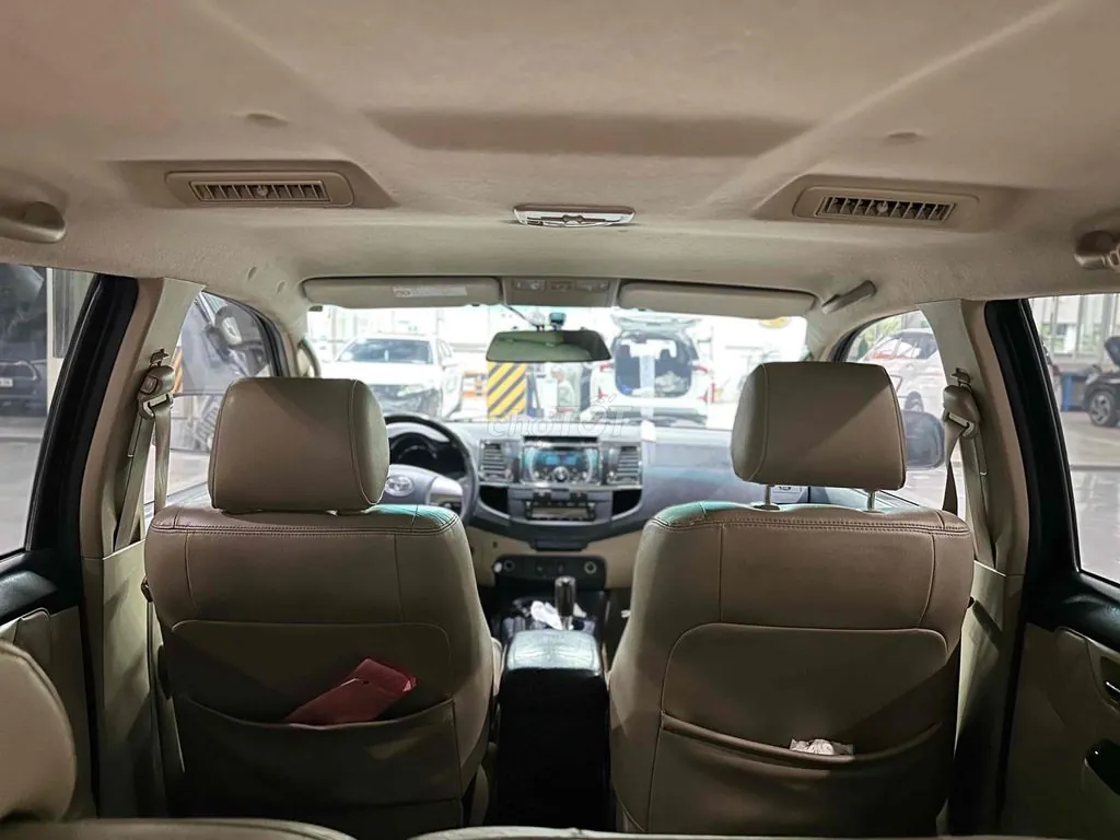 Toyota Fortuner 2014 photo 5