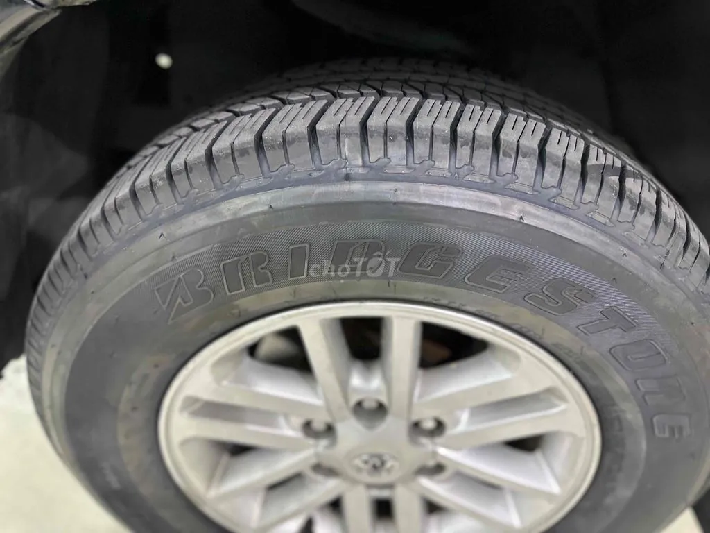 Toyota Fortuner 2014 photo 3