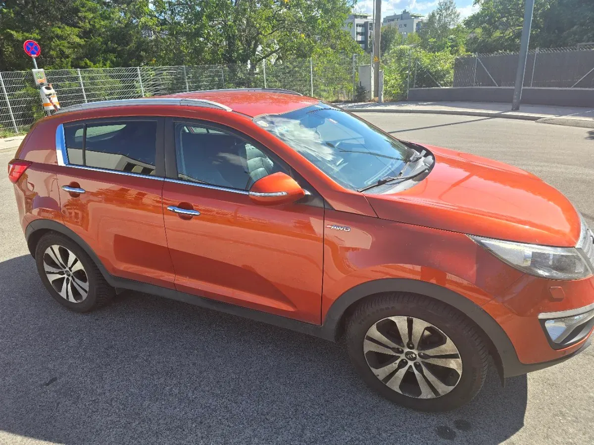 Kia Sportage 2012 photo 2