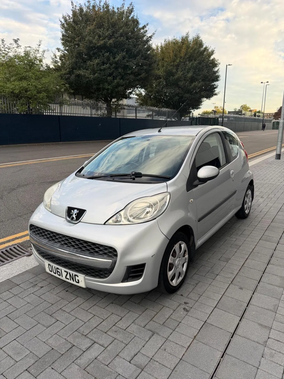 Peugeot 107 2011 photo 3
