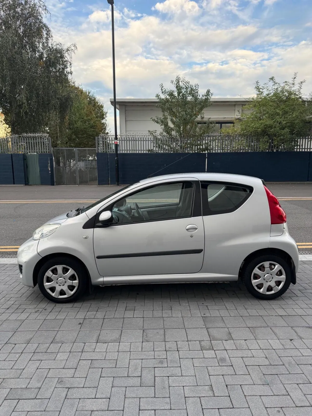 Peugeot 107 2011 photo 5