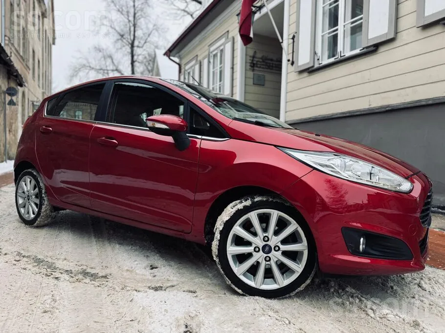 Ford Fiesta 2016 photo 2
