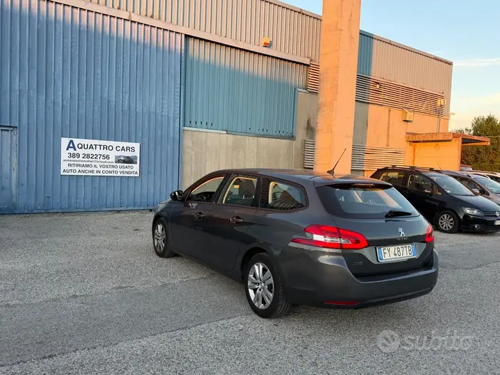 Peugeot 308 2019 photo 4