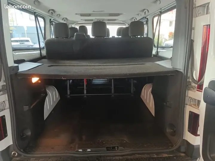 Renault Trafic 2019 photo 3