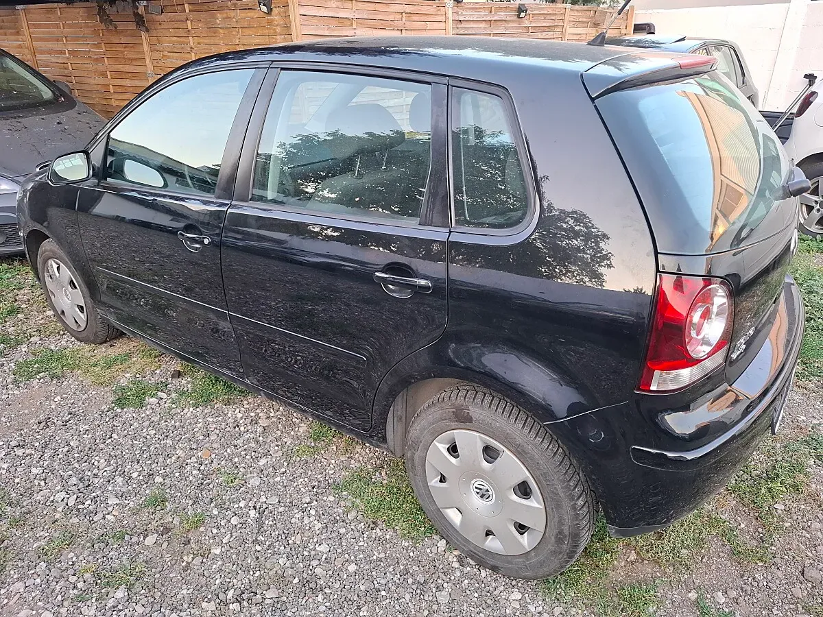 Volkswagen Polo 2006 photo 3