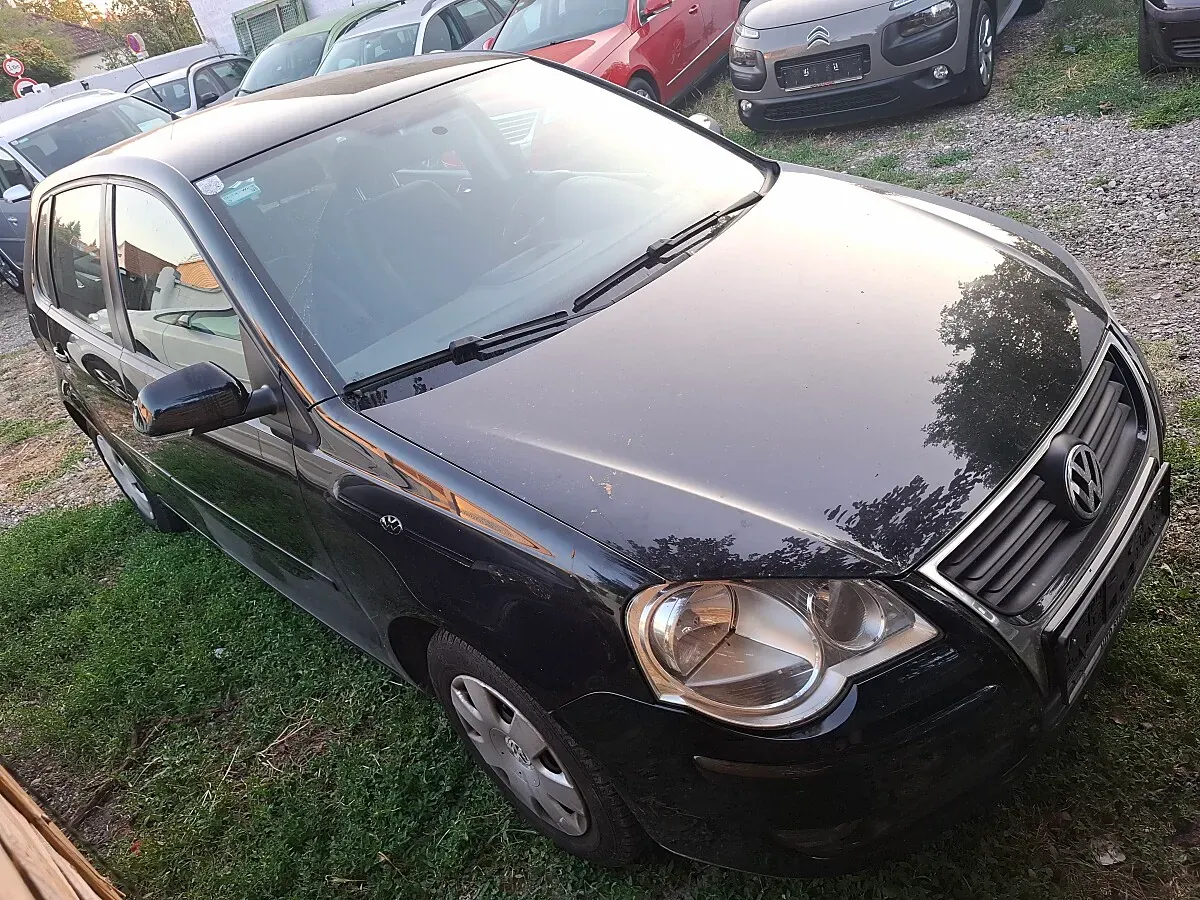 Volkswagen Polo 2006 photo 2