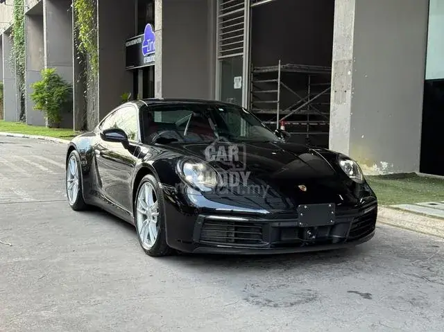 Porsche 911 Carrera 4