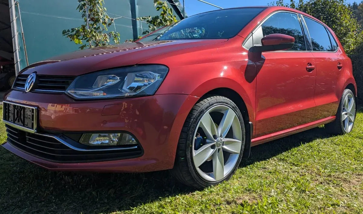 Volkswagen Polo 2014 photo 2
