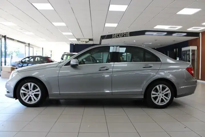 Mercedes-Benz C-Class 2012 photo 3