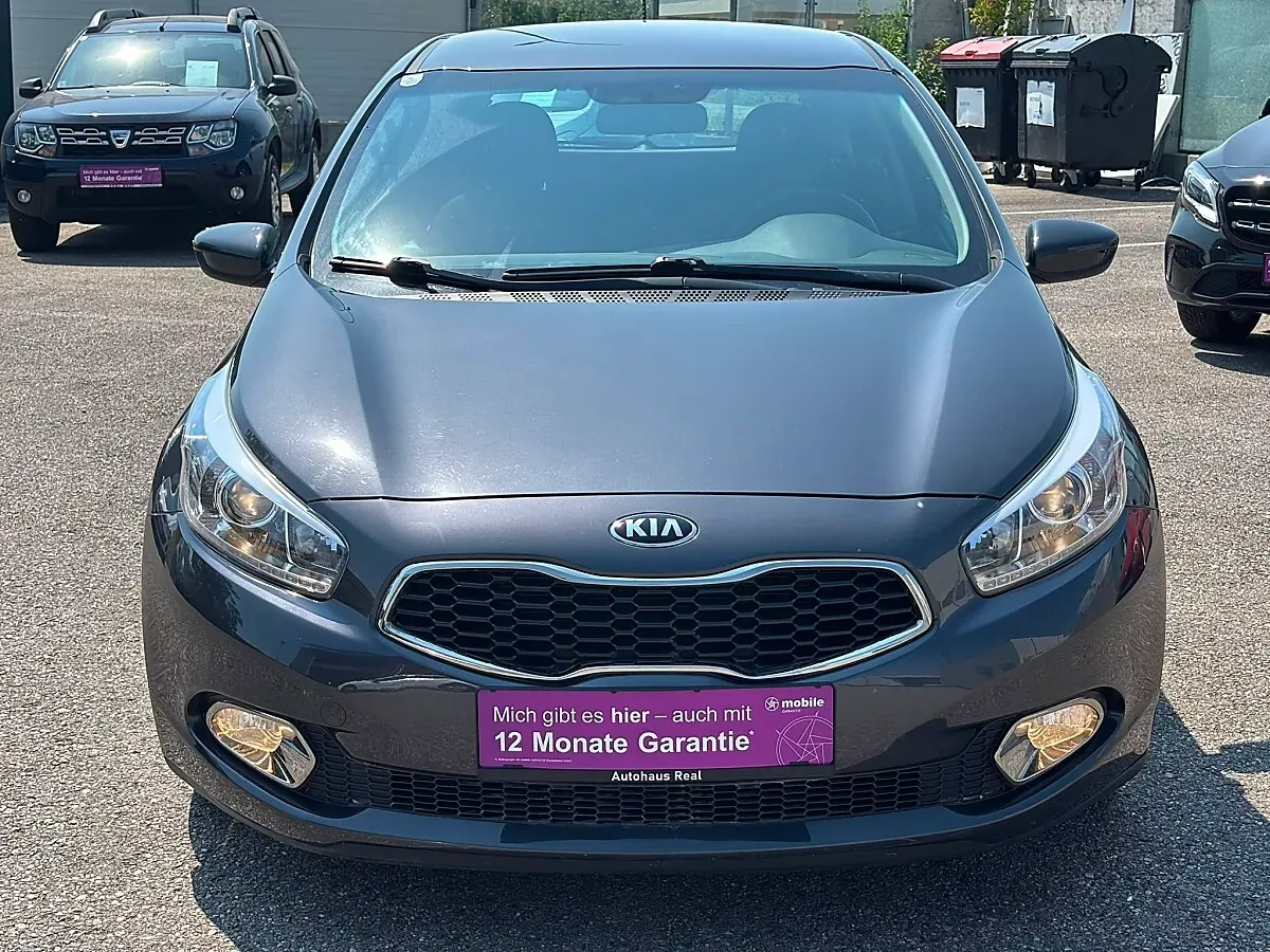 Kia Ceed 2013 photo 3