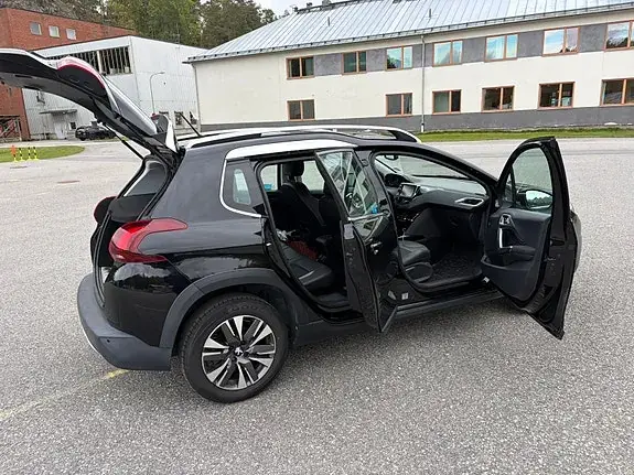 Peugeot 2008 2017 photo 3