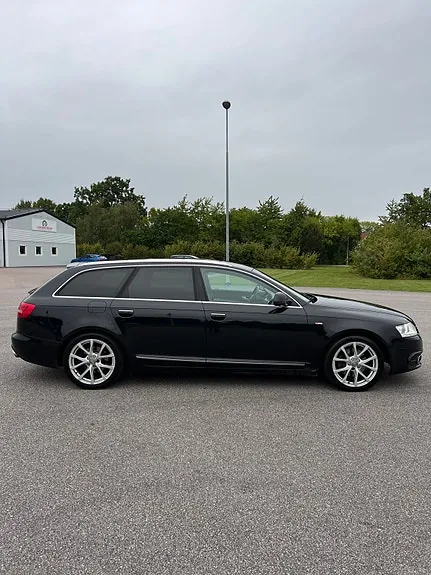 Audi A6 2011 photo 2