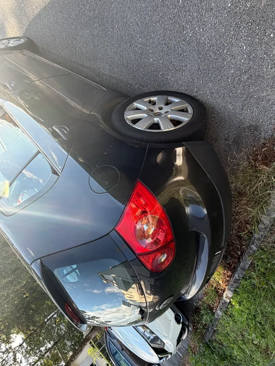 Volkswagen Golf 2004 photo 3