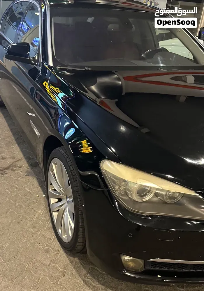 BMW 7 Series 2012 photo 3