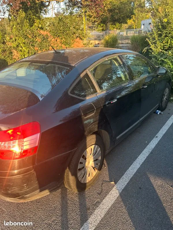 Citroen C5 2010 photo 5