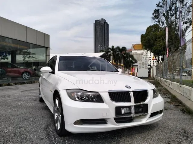BMW 320I