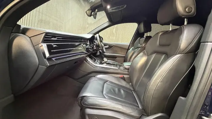 Audi Q7 2020 photo 3