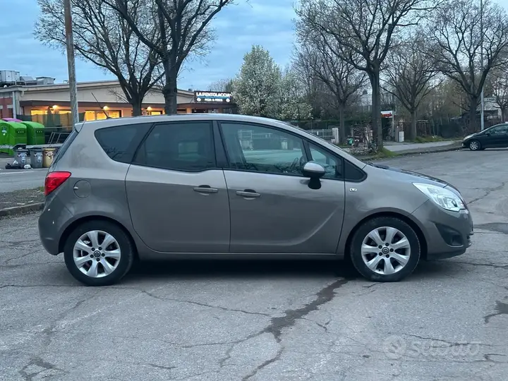 Opel Meriva 2013 photo 4