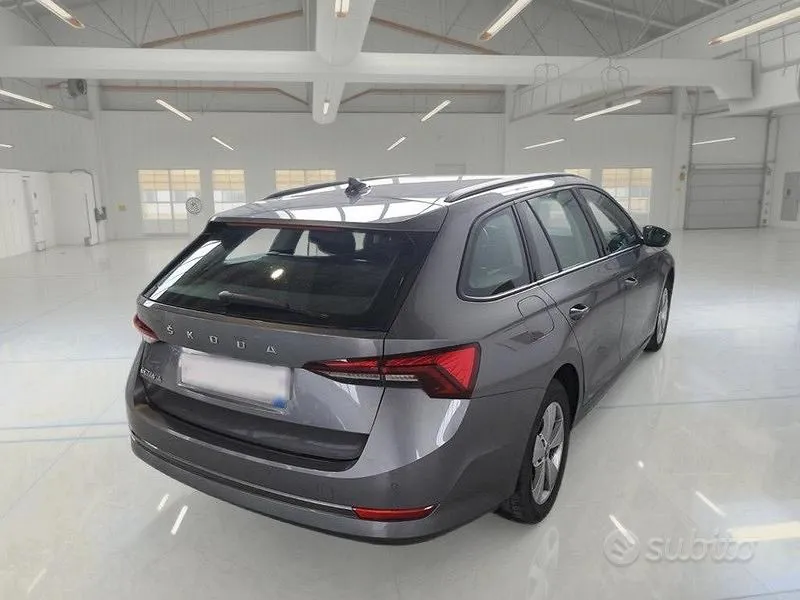 Skoda Octavia 2023 photo 4