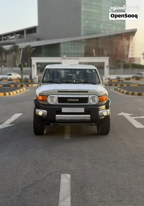 Toyota Fj 2016 photo 2