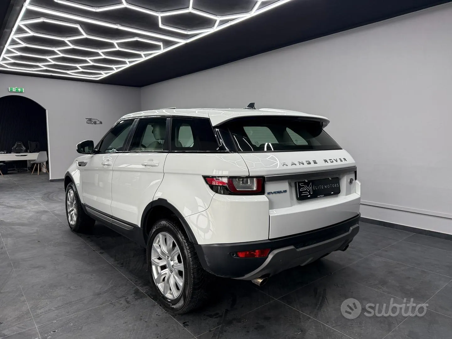 Land Rover Range Rover Evoque 2016 photo 4
