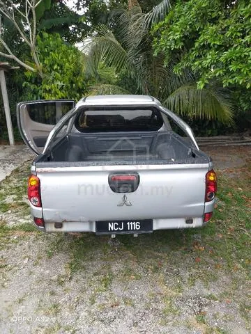 Mitsubishi Triton