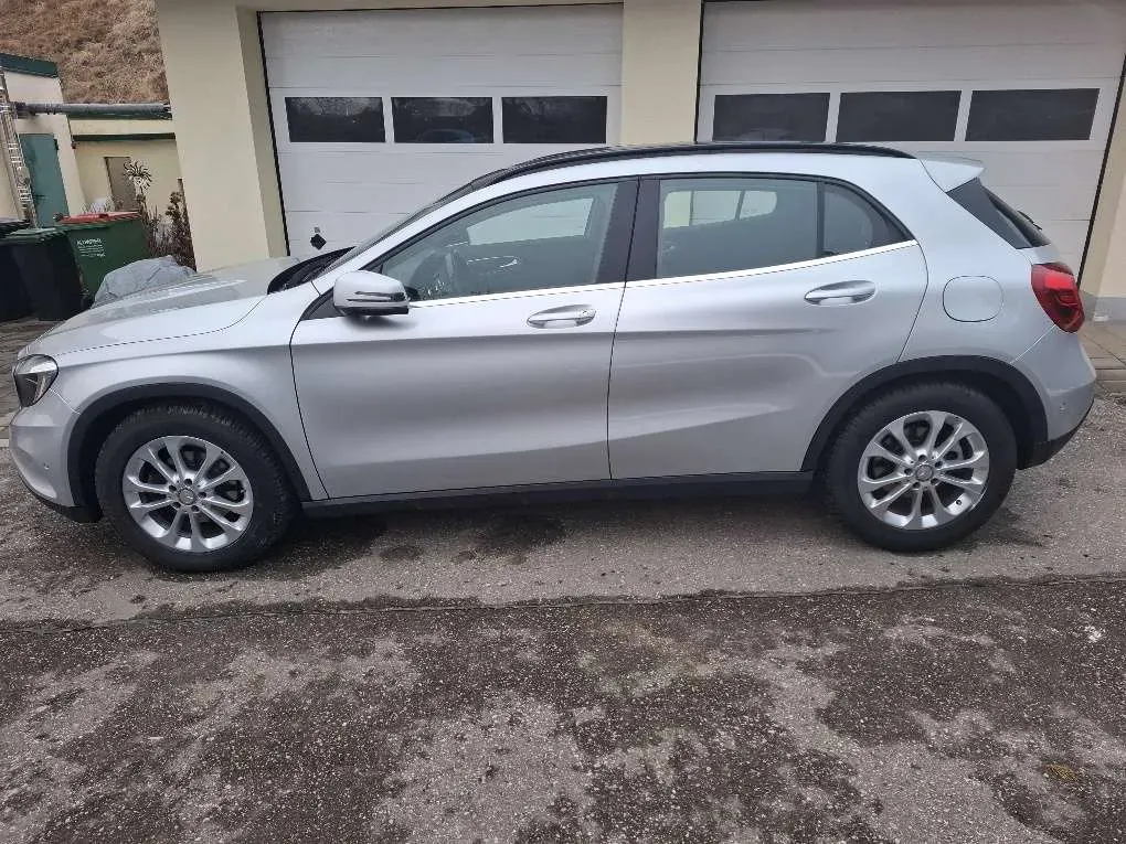 Mercedes-Benz Gla Class 2014 photo 2