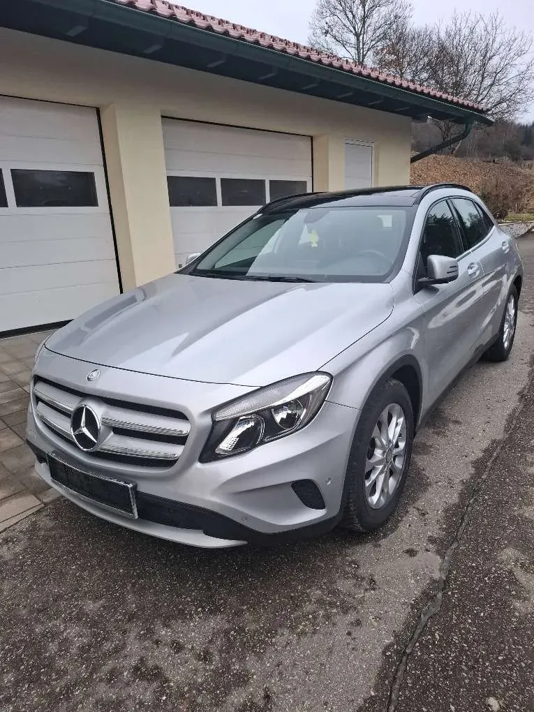 Mercedes-Benz Gla Class