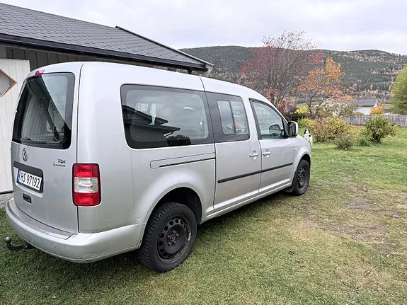 Volkswagen Caddy Maxi 2010 photo 3