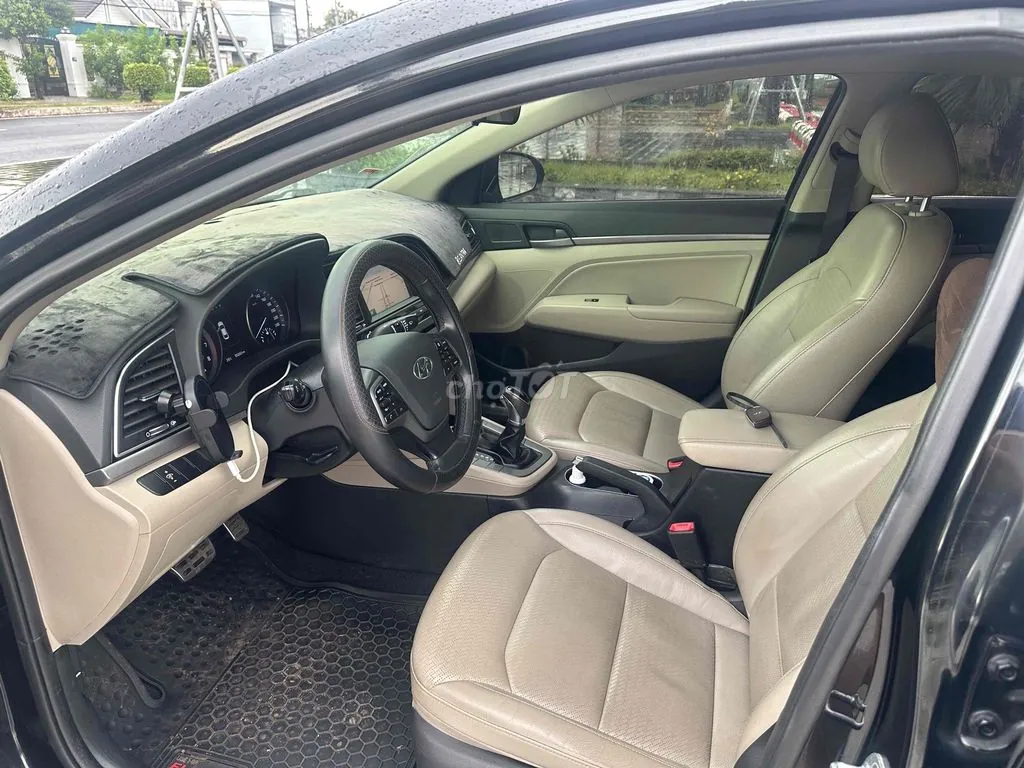 Hyundai Elantra 2018 photo 5
