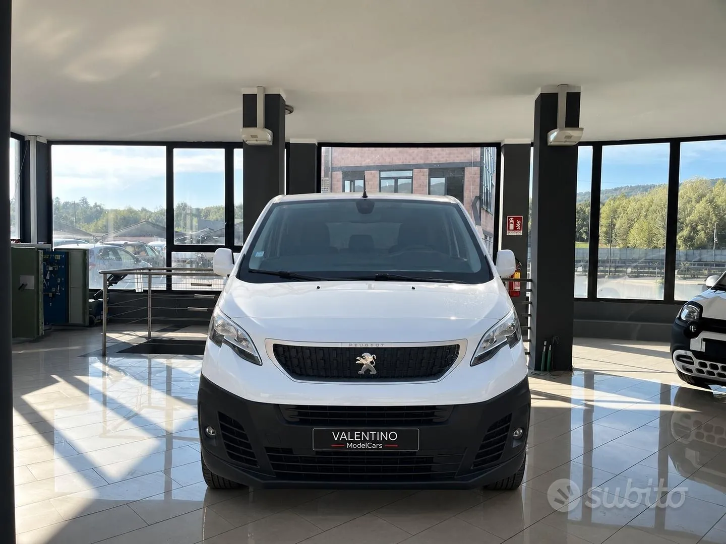 Peugeot Expert 2017 photo 2