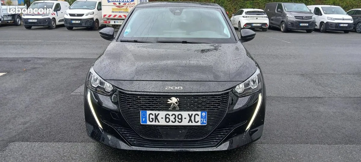 Peugeot 208 2022 photo 2