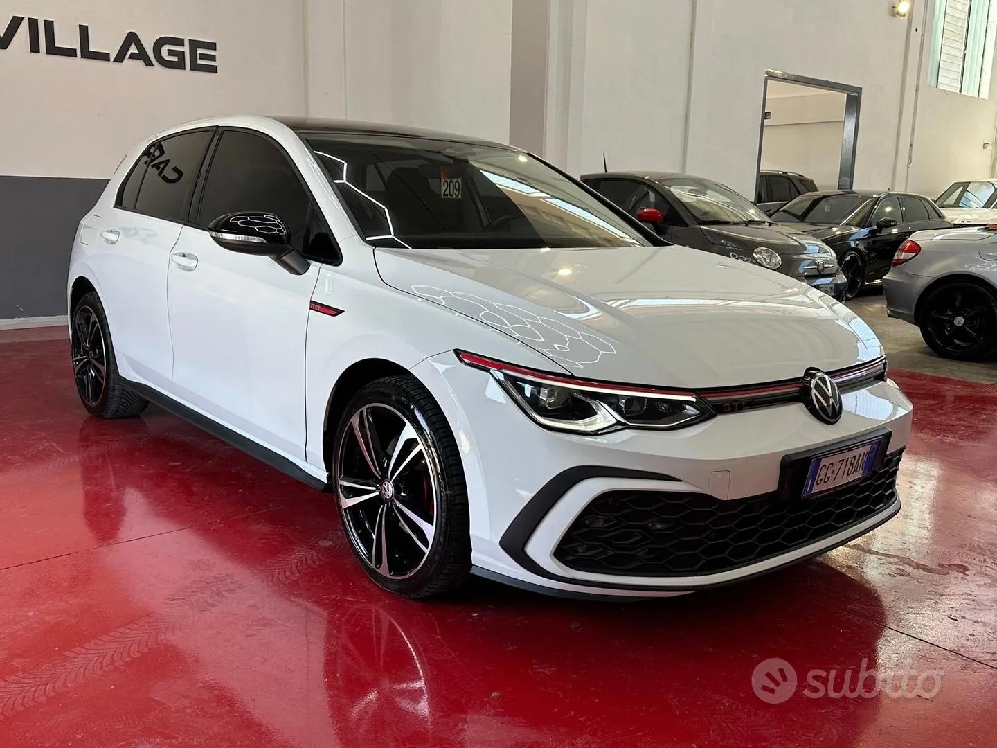 Volkswagen Golf 2021 photo 2