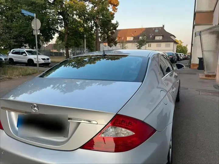 Mercedes-Benz Cls 500
