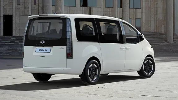 Hyundai Staria 2027 photo 3