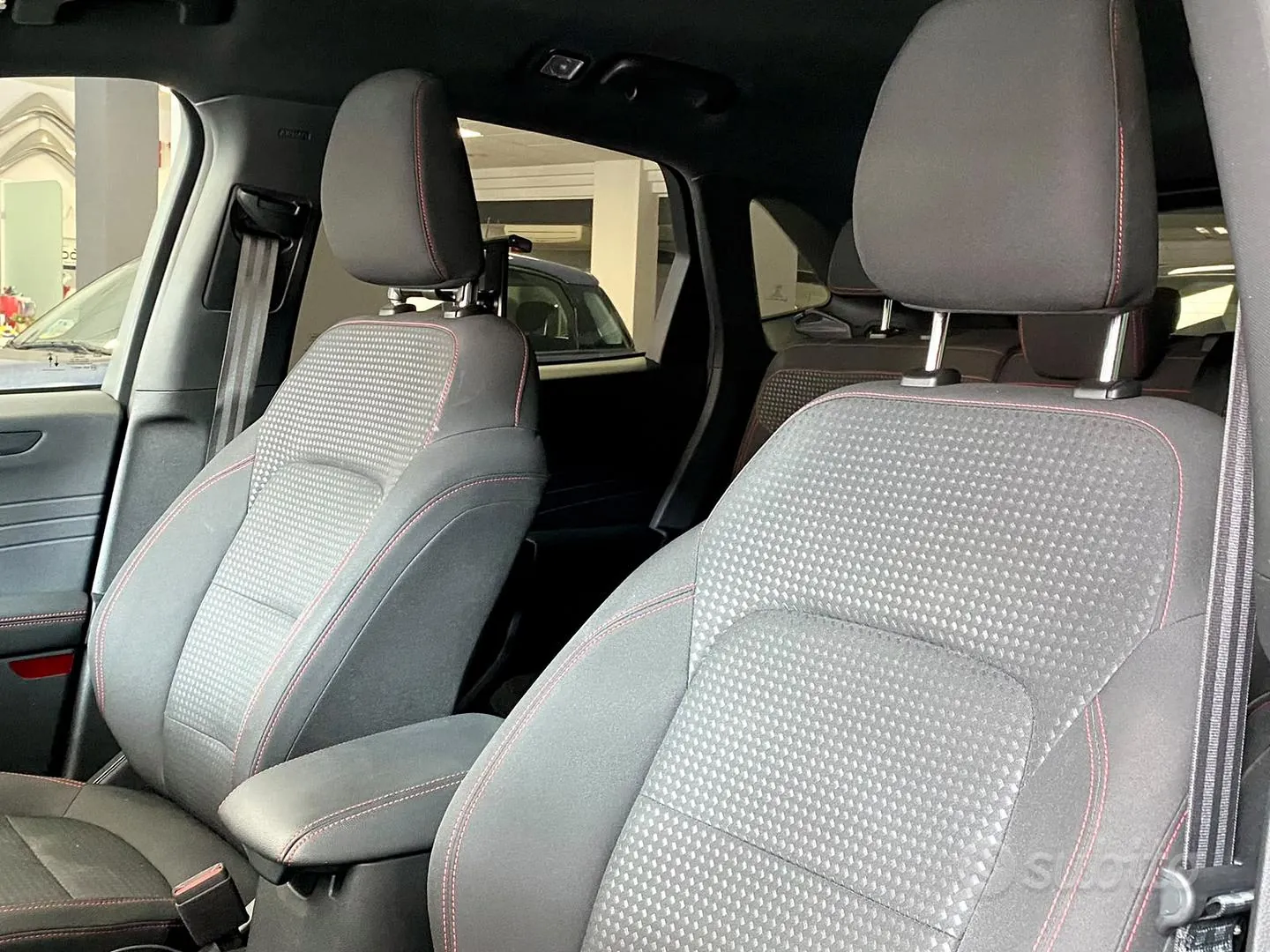 Ford Kuga 2023 photo 4