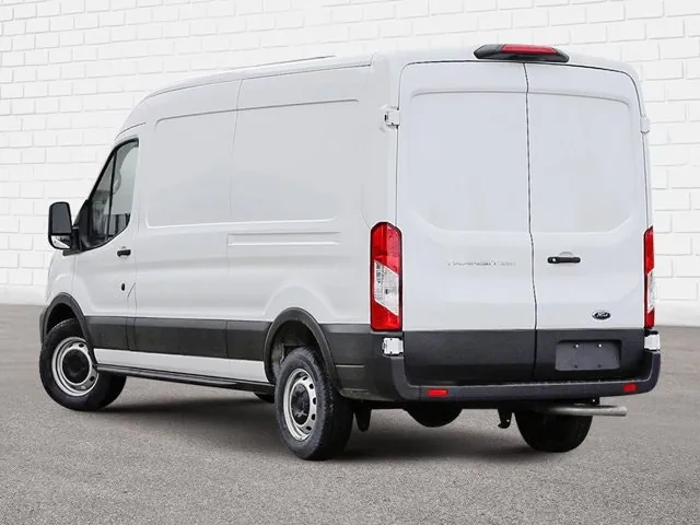 Ford Transit 2026 photo 4