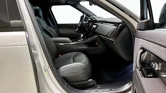 Land Rover Range Rover Sport 2026 photo 3